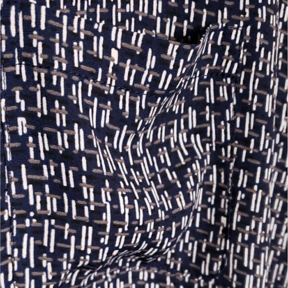 Dalia Women's Blue Geometric Print Long Sleeve Roll Tab Blouse XL - Picture 3 of 7